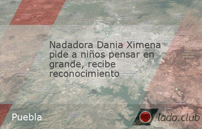 30 de Abril 2025 Diariosinsecretos Puebla, Pue .- Dania Ximena Aguirre, nadadora poblana, que sobresalio en la Gimnasiada Sub-15 en Serbia, recibió reconocimiento de manos  del gobernador Alejandro 