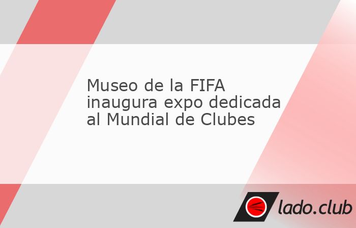 En la exposición temporal se muestran bocetos del nuevo trofeo, el balón oficial y las camisetas de los clubes participantes, entre otras cosas